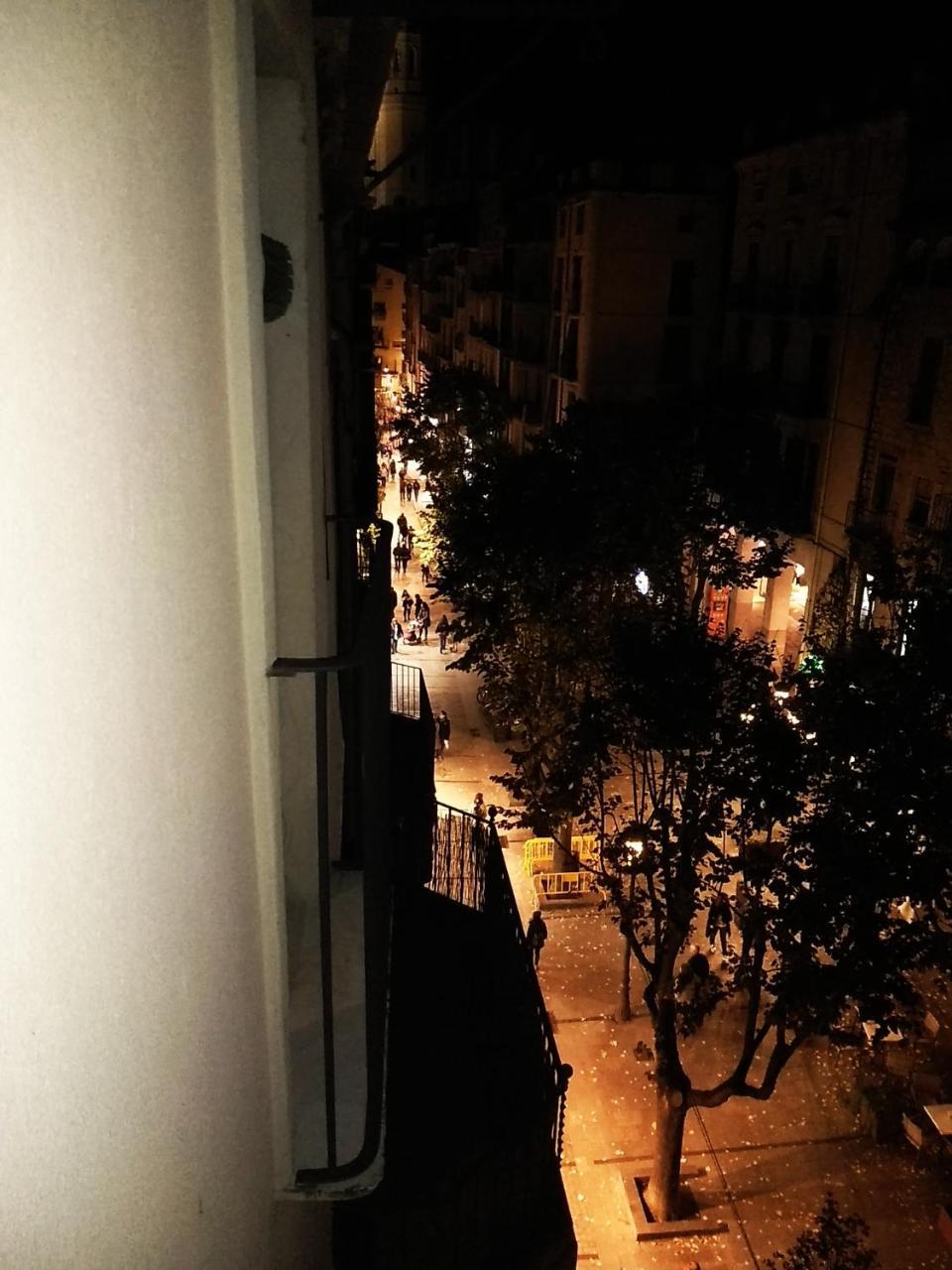 Onyar Apartments Rambla De La Llibertat 27 Girona Esterno foto